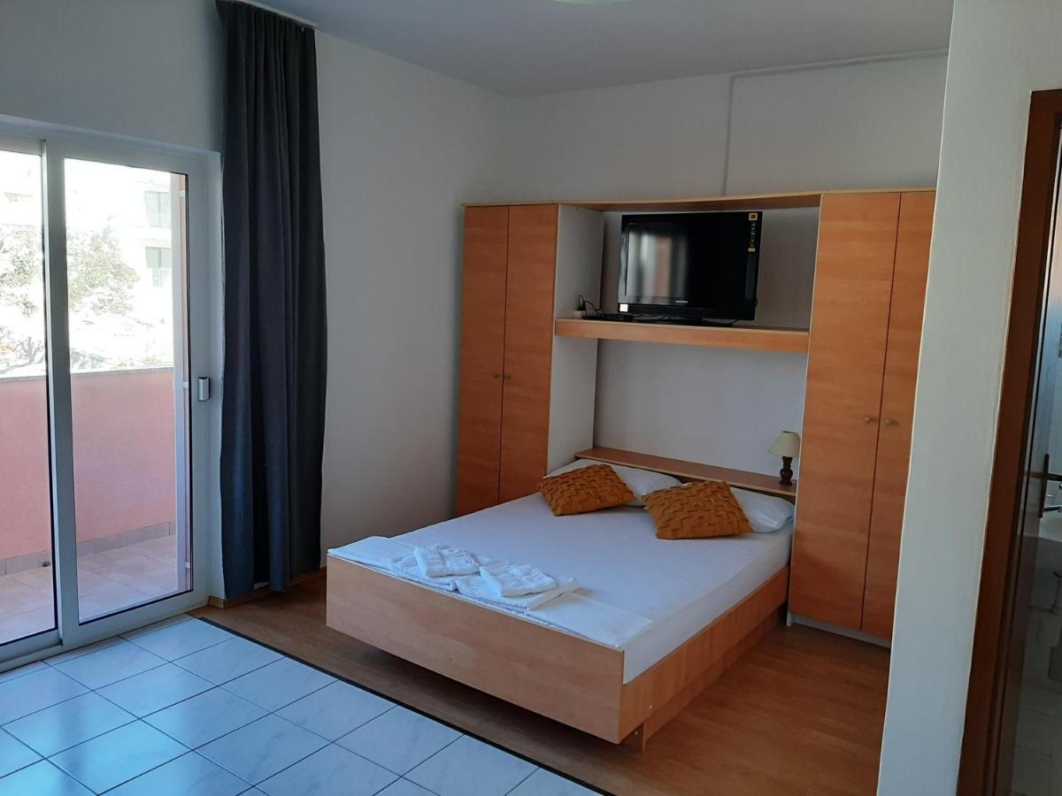 טרוגיר Apartments Ljulj מראה חיצוני תמונה