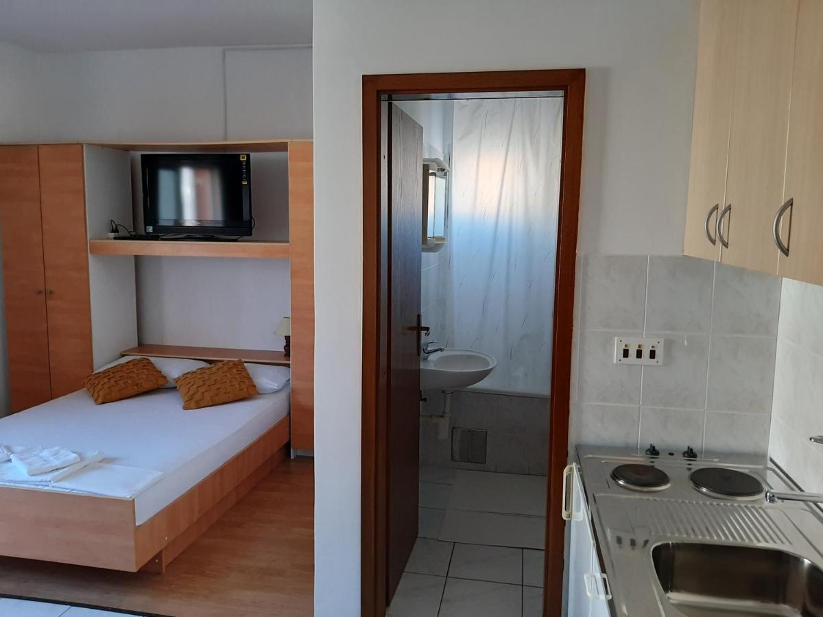 טרוגיר Apartments Ljulj מראה חיצוני תמונה